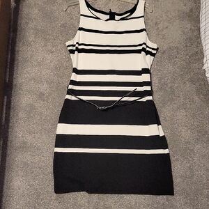 Black and White Striped Sleeveless Dress